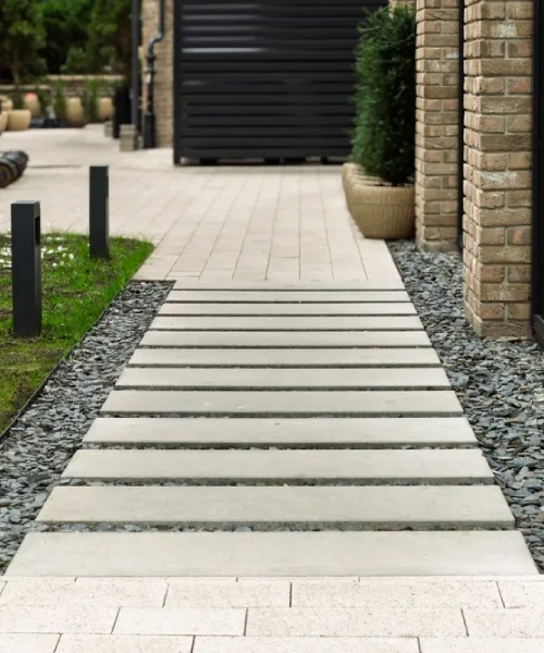 Paving and pathway plan designed for a clear, practical outdoor surface