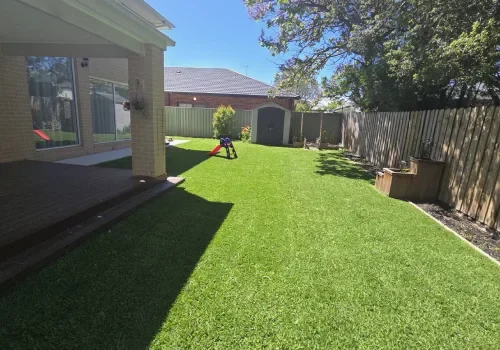 Fresh instant grass and artificial turf options for residential outdoor spaces